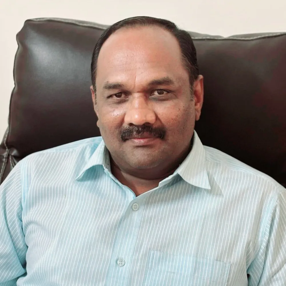 மது‌சூதனன் பாலகுமார்
